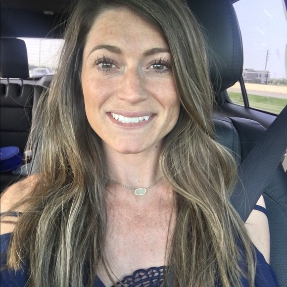 Meet your Posher, Suzanne - Picture 1 of 4